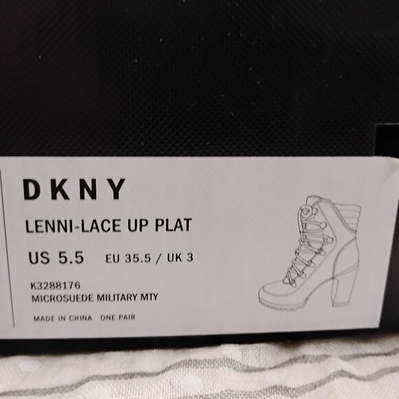 DKNY Lenni Microsuede Lace Up Platform Combat Bootie Sz 5.5 - Picture 5 of 5